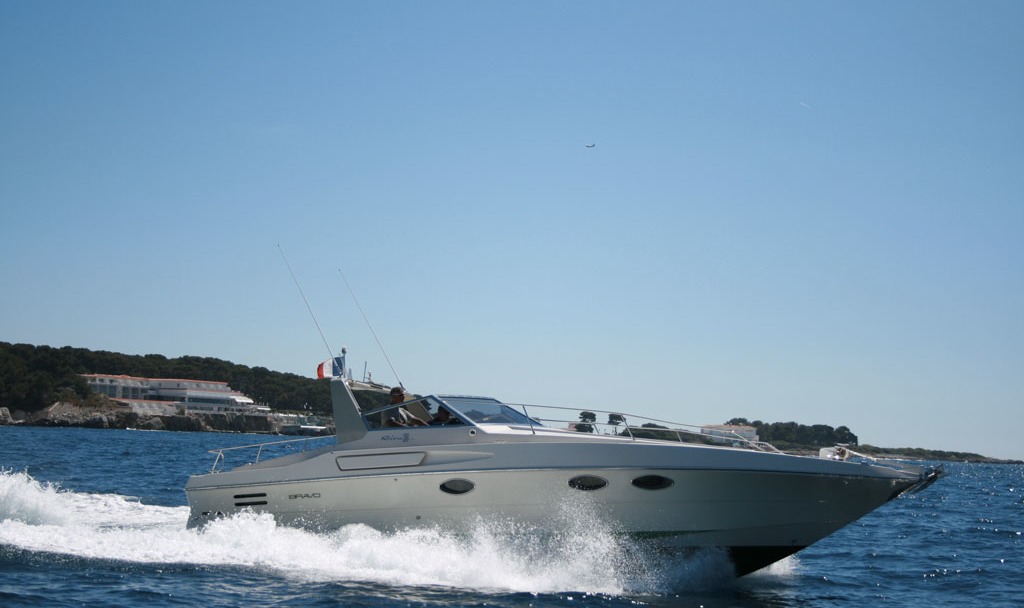 Riva Bravo 38 Spécial 01