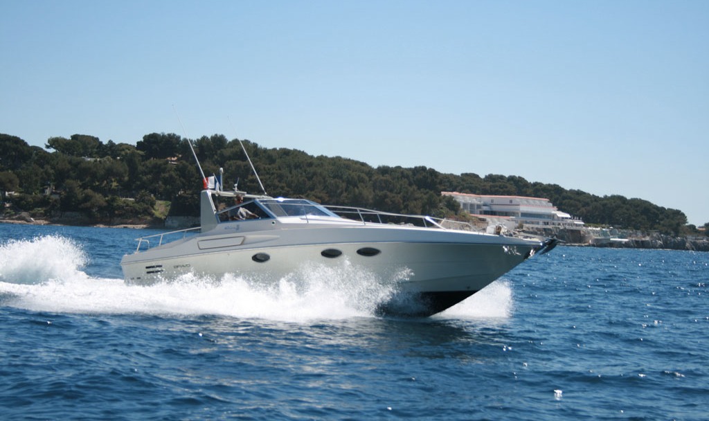 Riva Bravo 38 Spécial 03